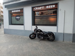 1982 Birres & Burgers