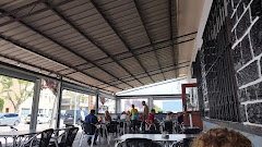Cafetería Bocatería La Flor