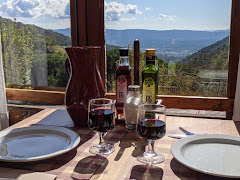 Can Riera de Ciuret, Restaurant