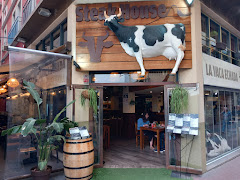 La vaca echada