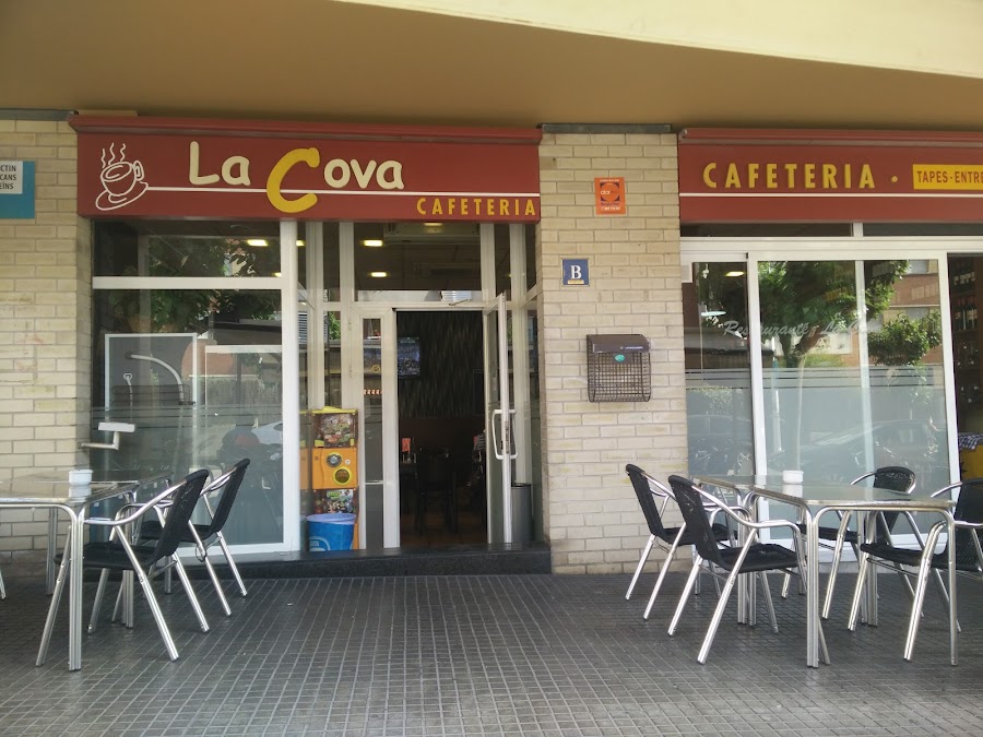 Bar restaurante La Cova