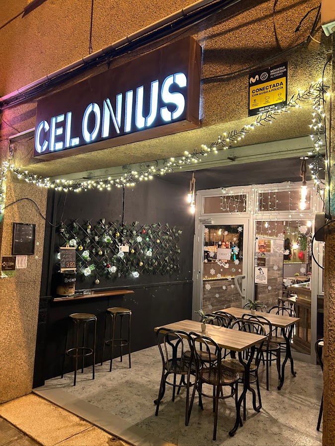 Celonius Bar