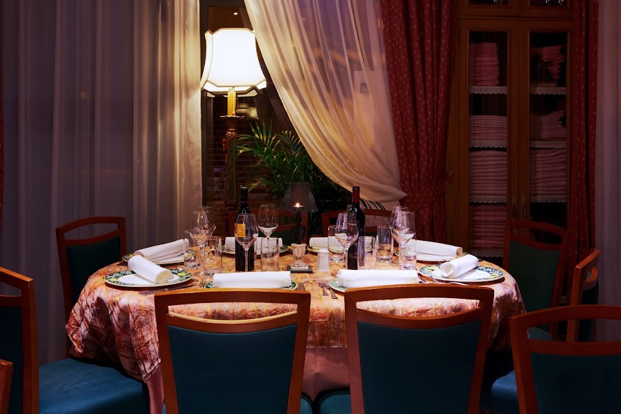 La Taula Restaurant