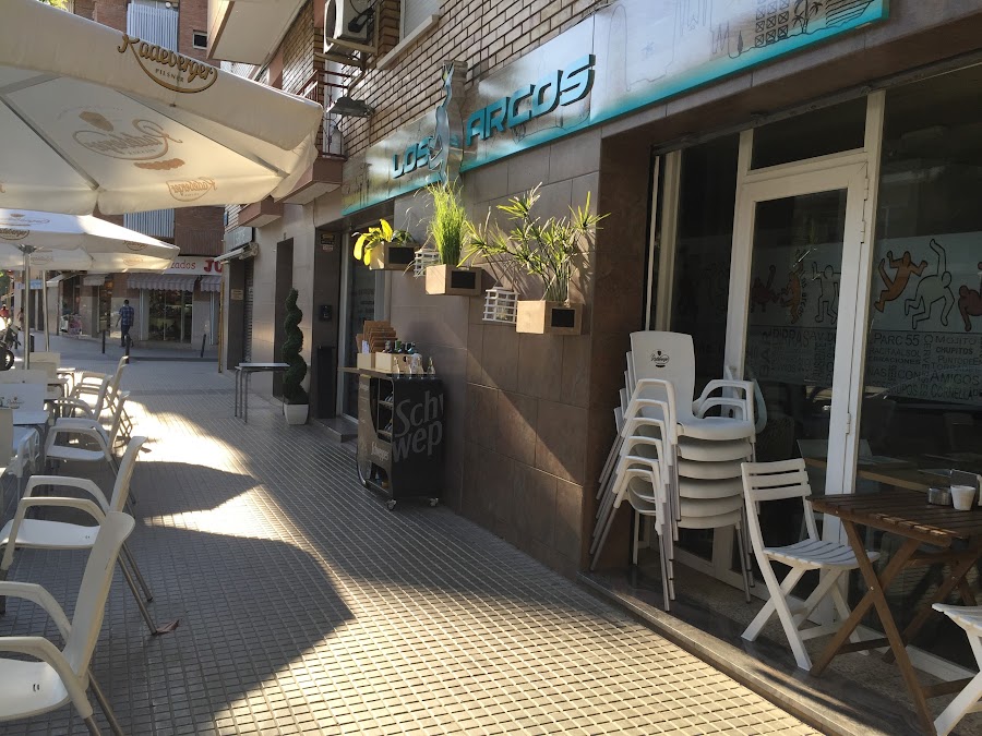 Los Arcos Gastro Bar LAB