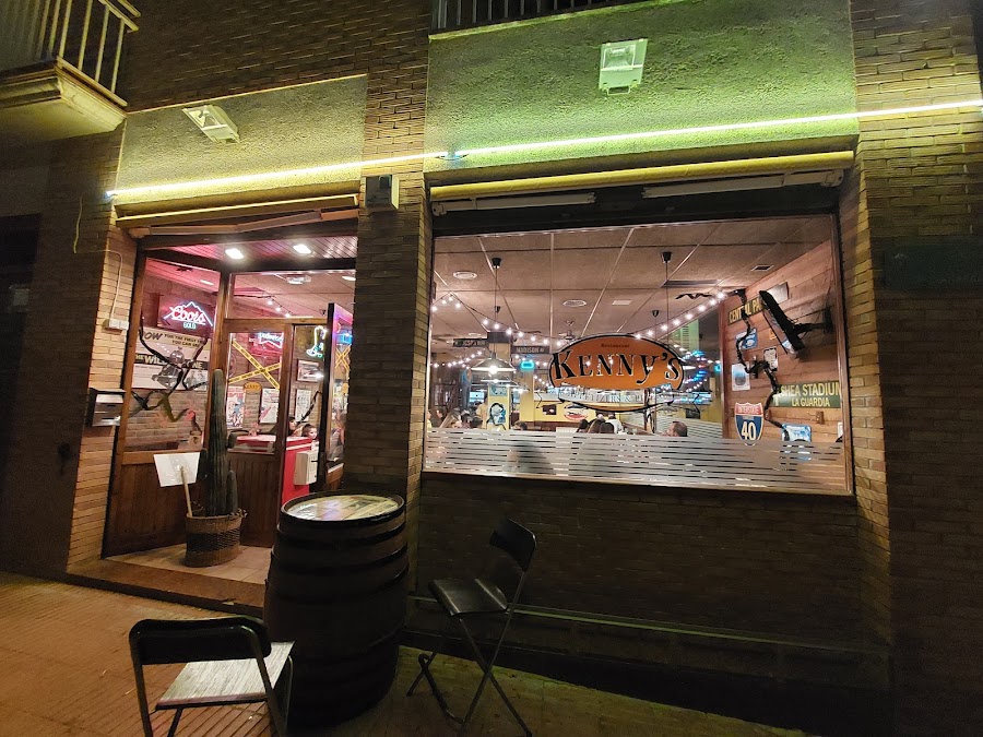 Pizza Mamma - Kenny's