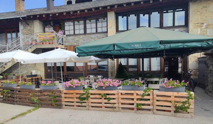 Restaurant l'Isard a Bolvir (Cerdanya). Cuina tradicional catalana i del Pirineu. Enllaç per reserves al link del perfil