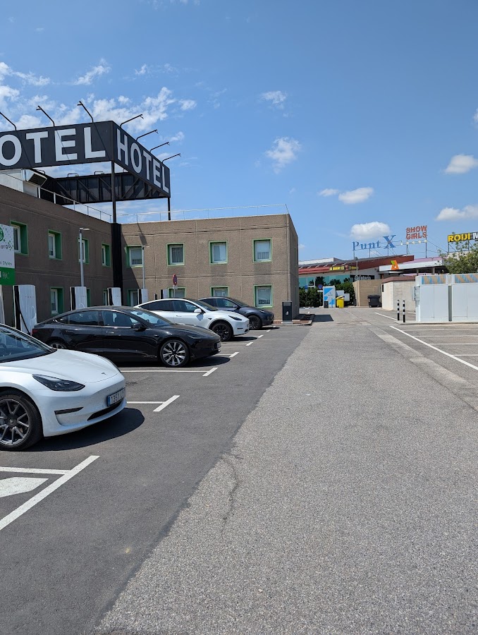 Tesla Supercharger